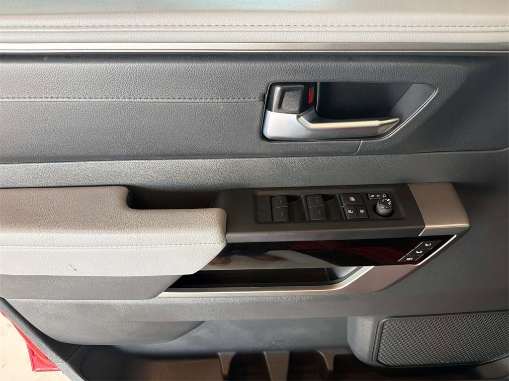 Used 2024 Toyota Sequoia Limited image 9