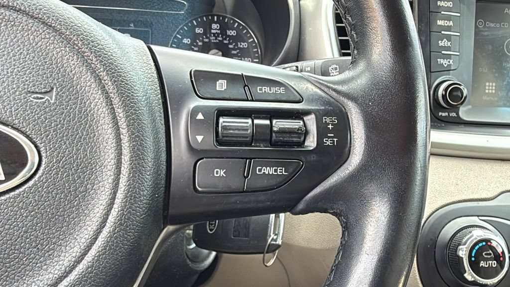 Used 2018 Kia Sorento FWD image 32