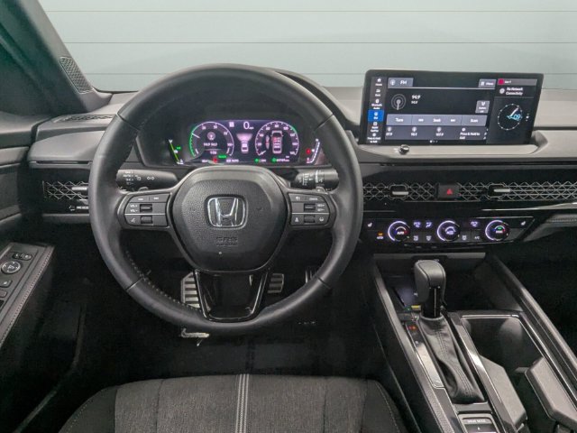 Certified 2025 Honda Accord Sport image 14