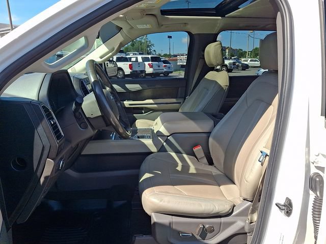 Used 2019 Ford Expedition Limited w/ Equipment Group 301A RWD image 11