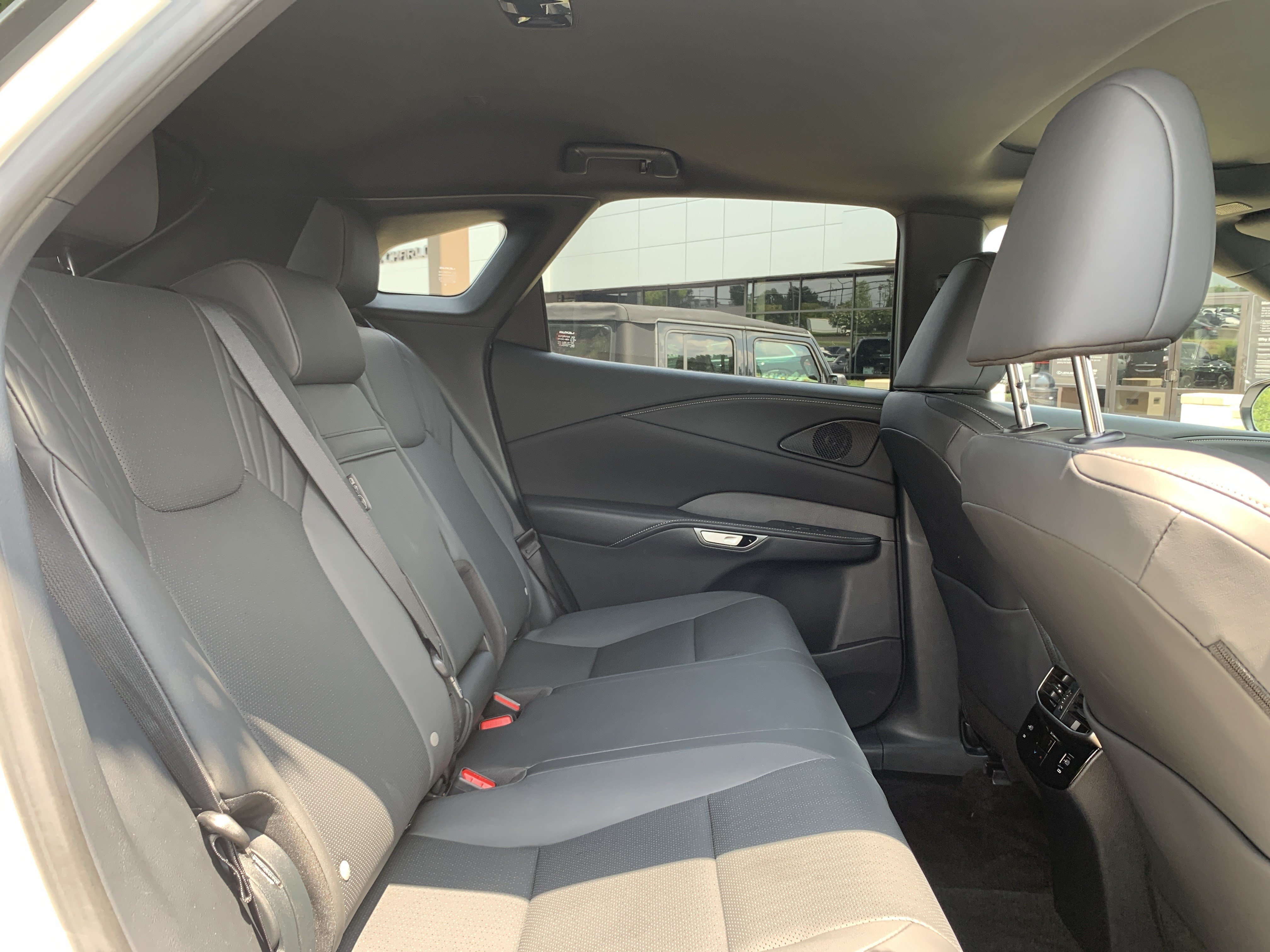 Certified 2025 Lexus RX 350 Premium w/ Accessory Package (Z1) FWD image 33