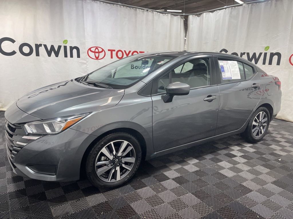 Used 2024 Nissan Versa SV image 3