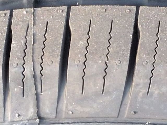 Used 2023 Ford E-350 and Econoline 350 Super Duty w/ Driver's Safety Package RWD image 18