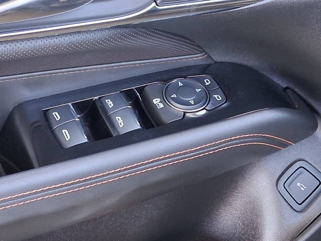 Used 2025 Cadillac CT4 Sport RWD image 16