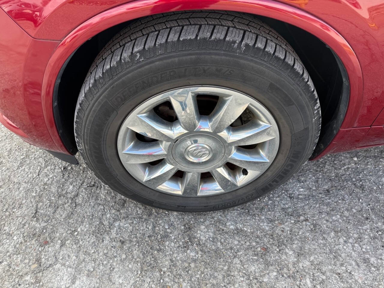 Used 2014 Buick Enclave Leather image 9