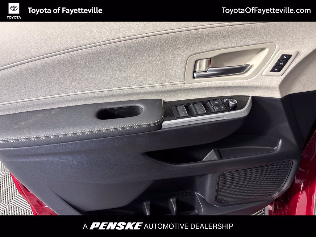 New 2026 Toyota Sienna Platinum AWD/4WD image 29