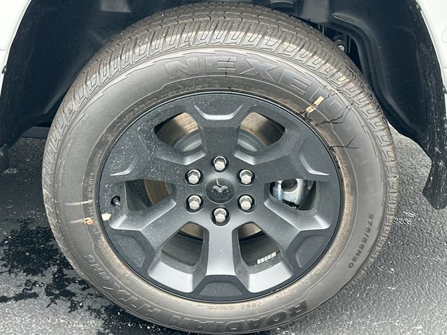 New 2026 RAM 1500 Express AWD/4WD image 24