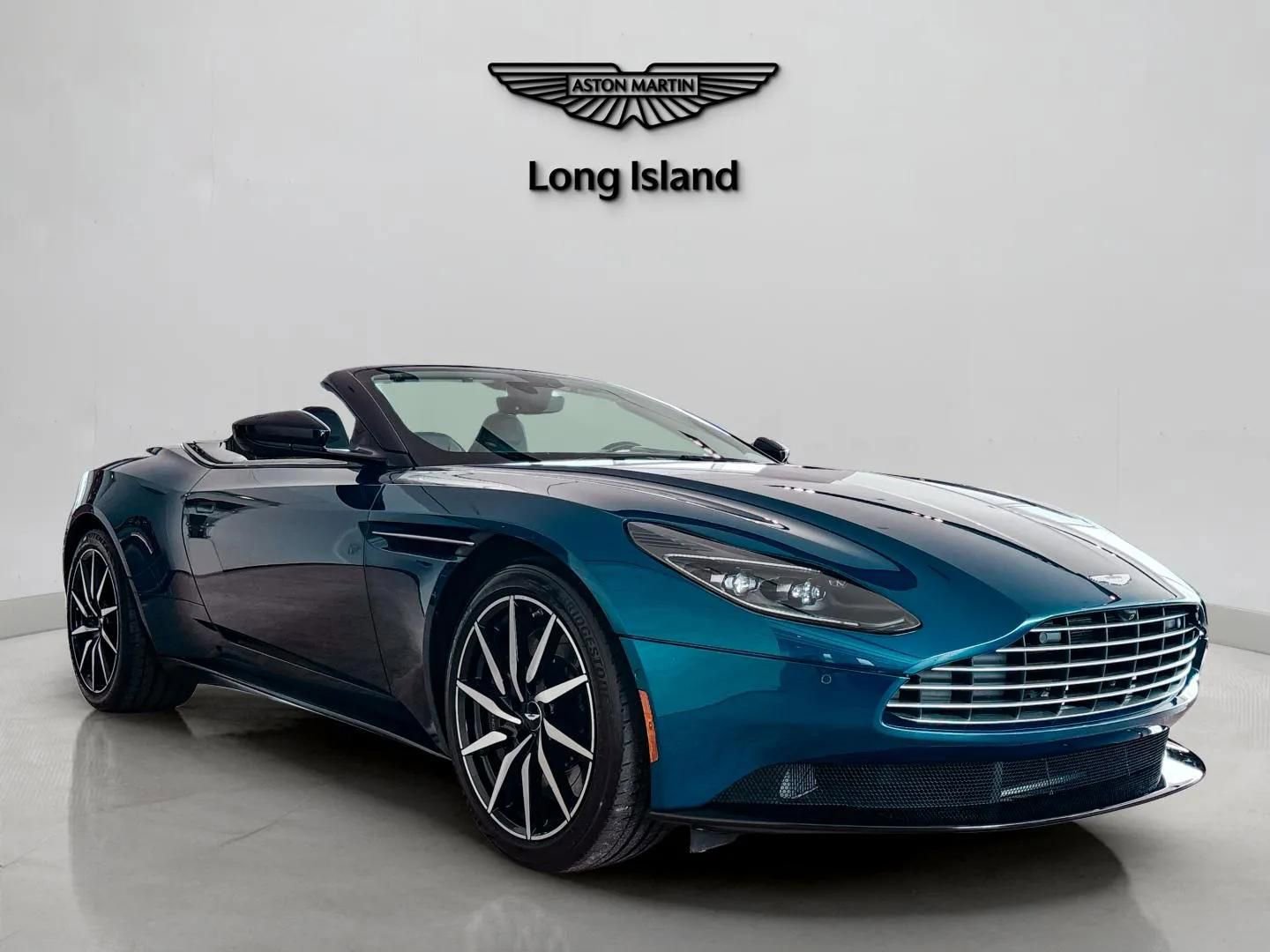 Used 2021 Aston Martin DB11 Volante image 4