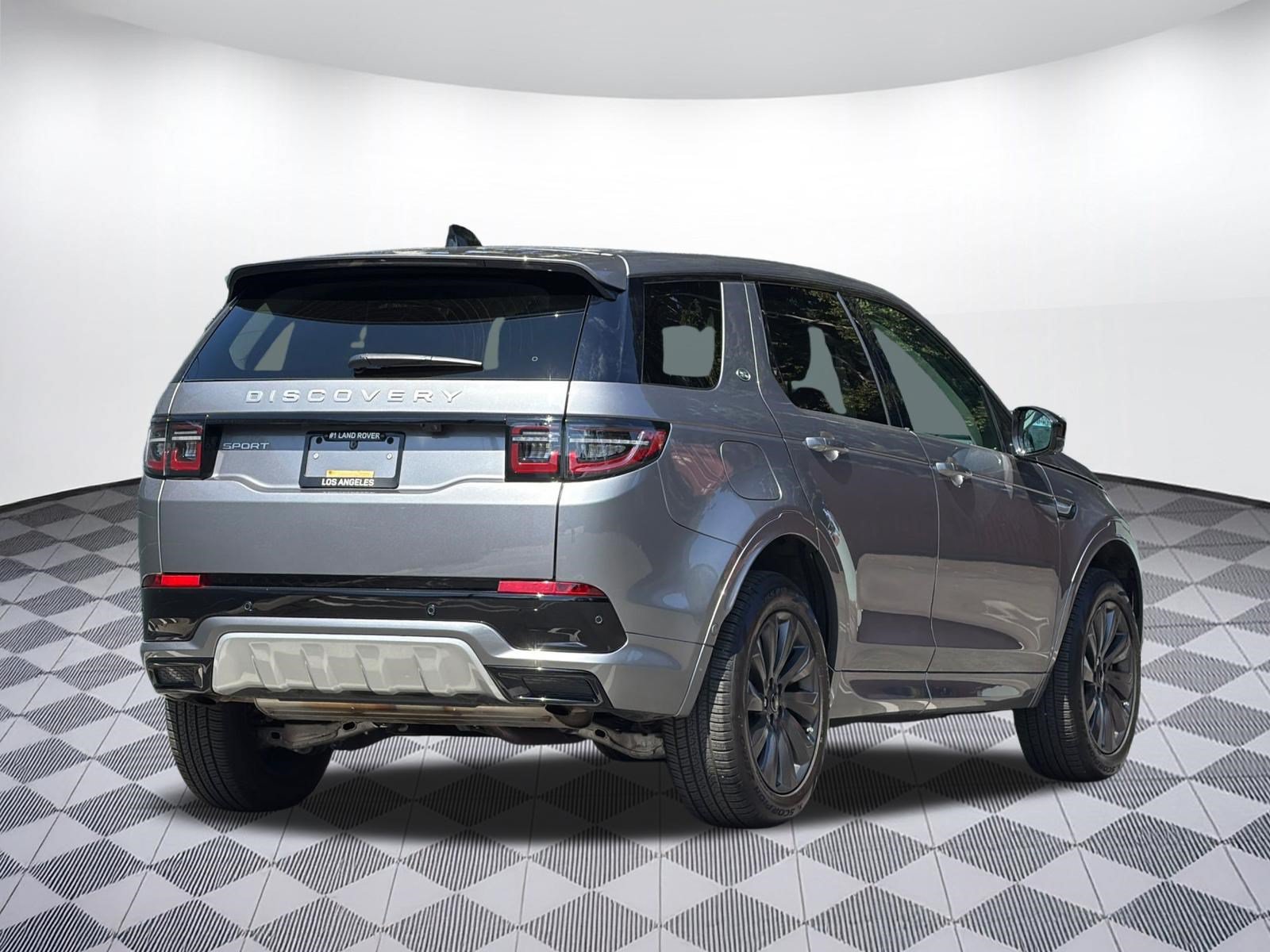 Certified 2025 Land Rover Discovery Sport S AWD/4WD image 8
