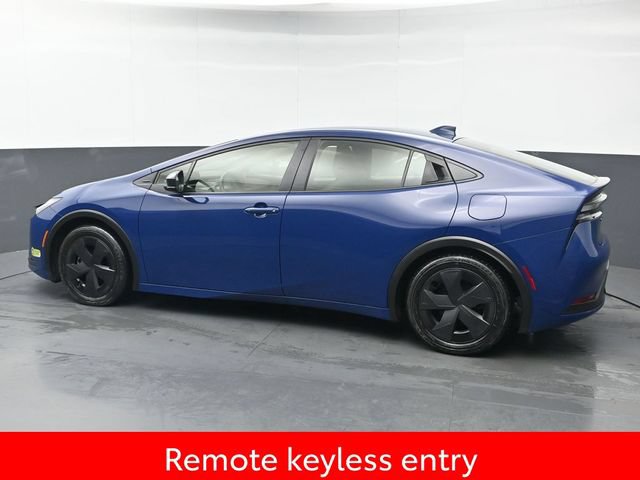 Certified 2024 Toyota Prius Prime FWD image 4