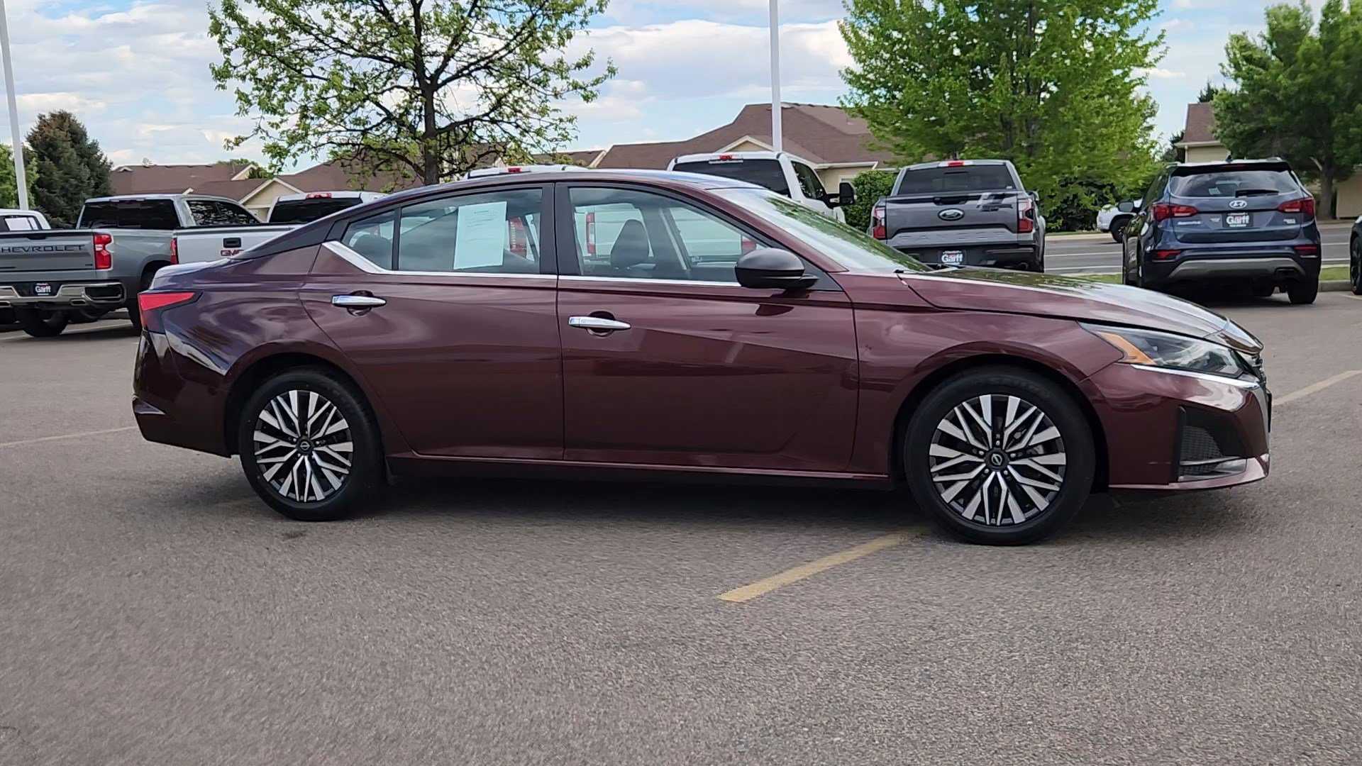 Used 2024 Nissan Altima 2.5 SV FWD image 10