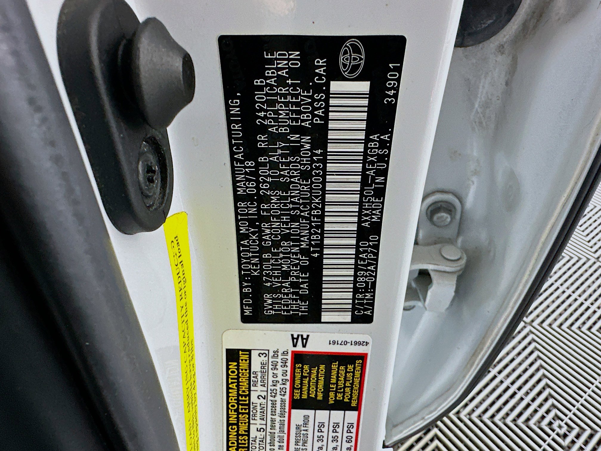 Used 2019 Toyota Avalon XLE w/ Moonroof Package FWD image 12