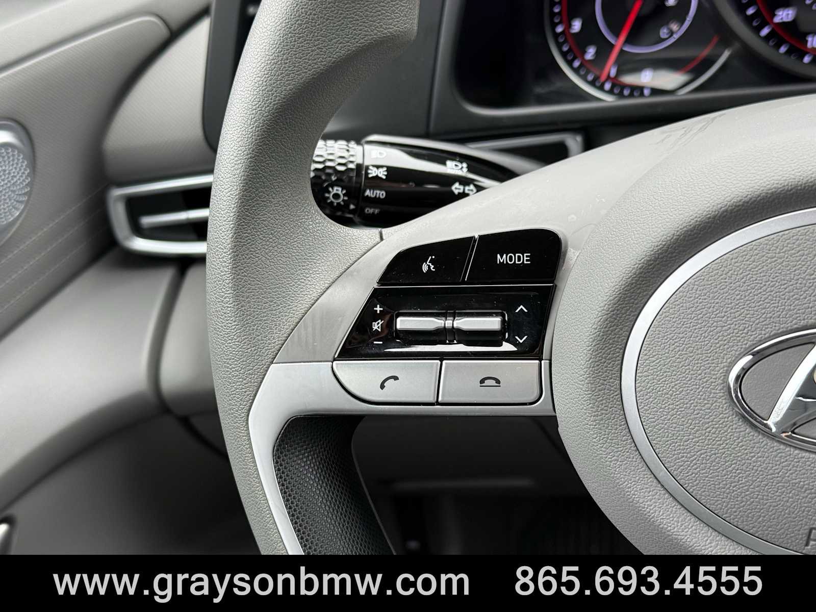 Used 2023 Hyundai Elantra SEL w/ Preferred Accessory Package image 16