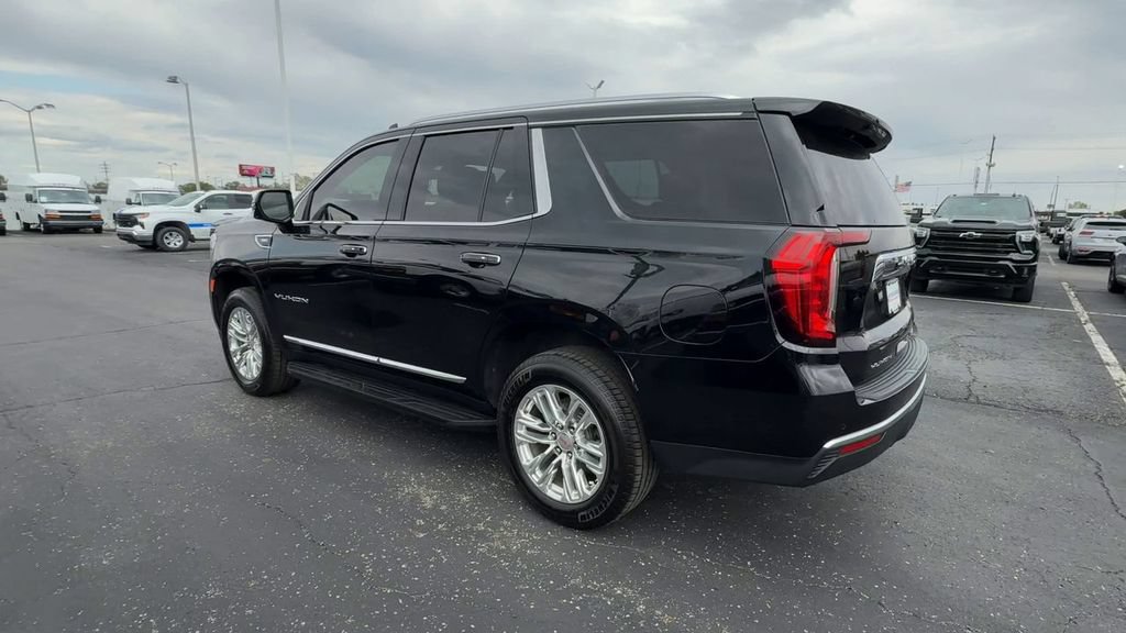 Used 2021 GMC Yukon SLT w/ SLT Premium Package AWD/4WD image 6