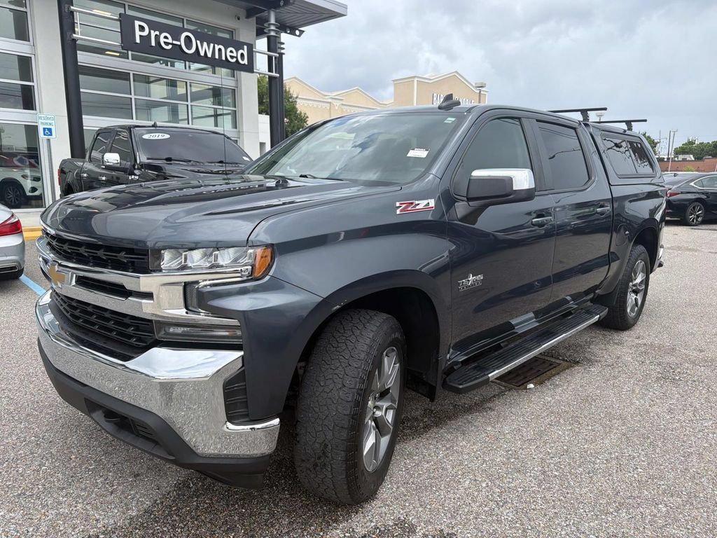 Used 2021 Chevrolet Silverado 1500 LT w/ Texas Edition Plus AWD/4WD image 3