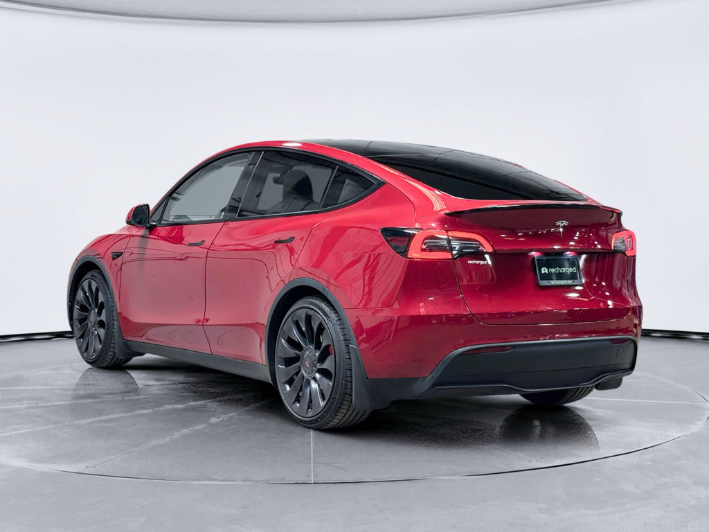 Used 2022 Tesla Model Y Performance AWD/4WD image 2