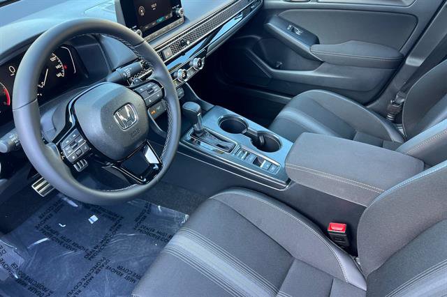 Used 2025 Honda Civic Sport image 11