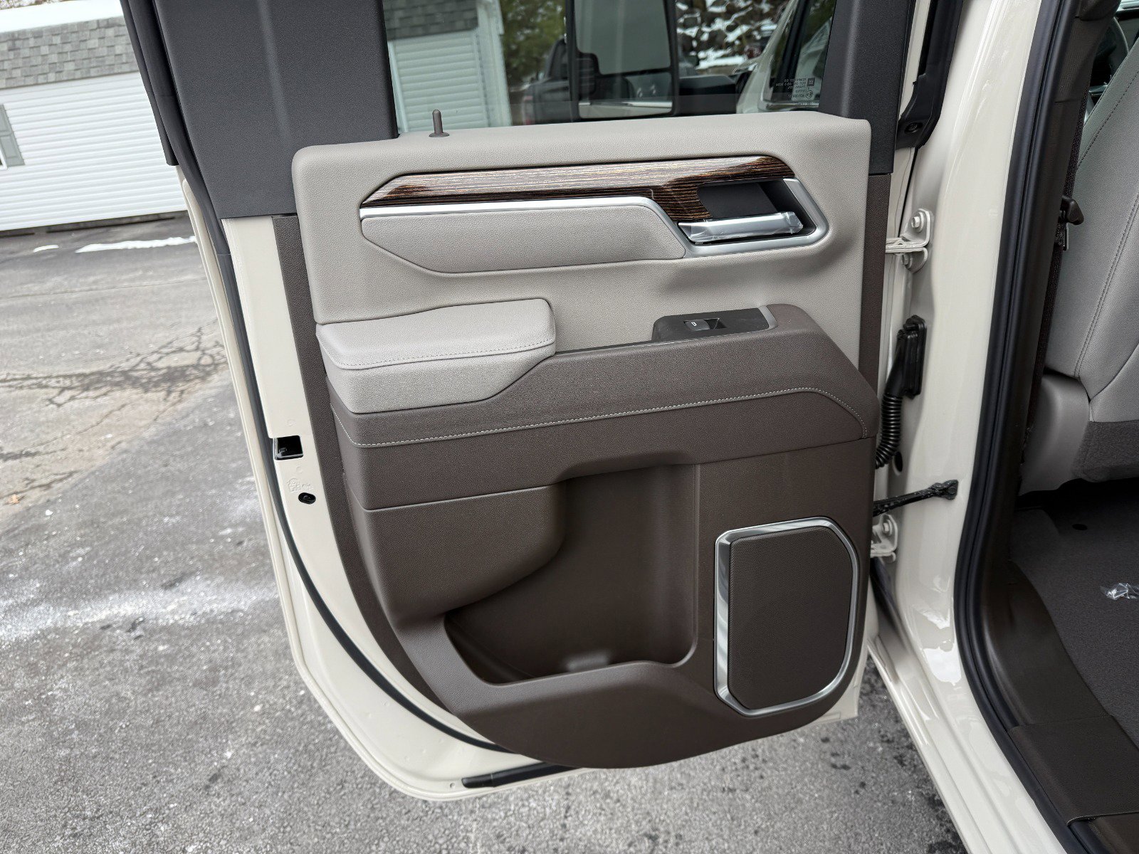 New 2026 GMC Sierra 3500 SLE image 17