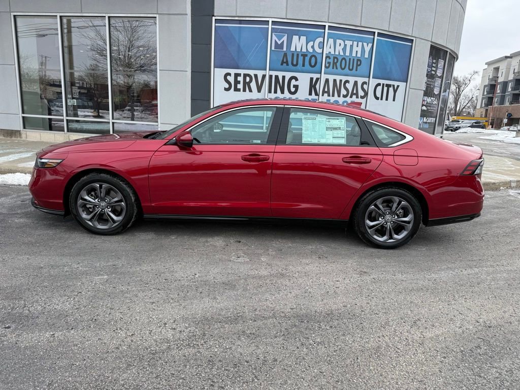 Certified 2025 Honda Accord EX-L image 2