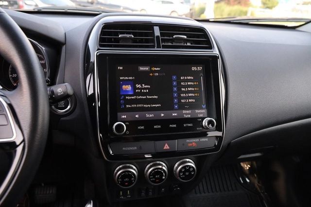 Used 2024 Mitsubishi Outlander Sport SE AWD/4WD image 15