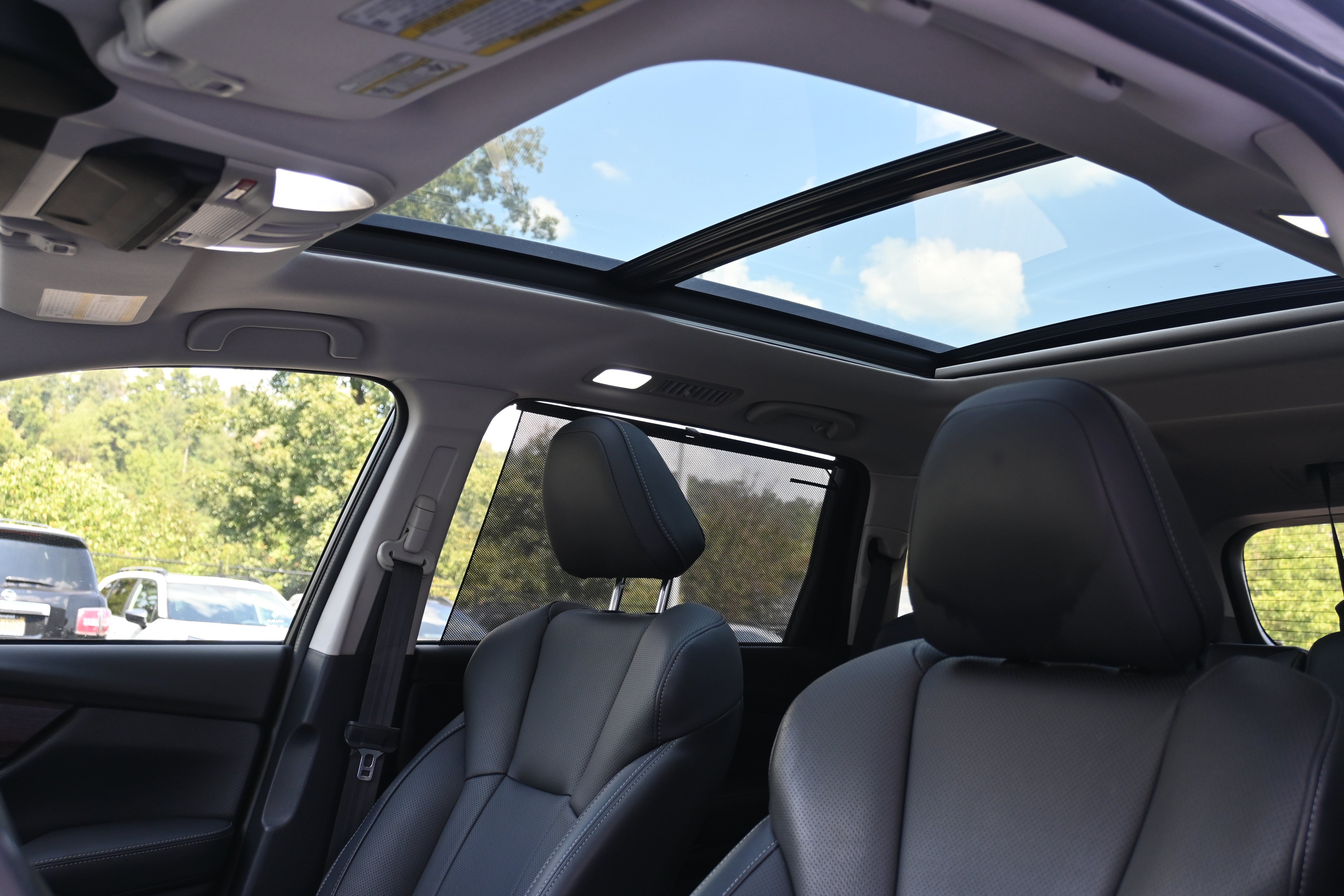 Used 2023 Subaru Ascent Touring AWD/4WD image 30