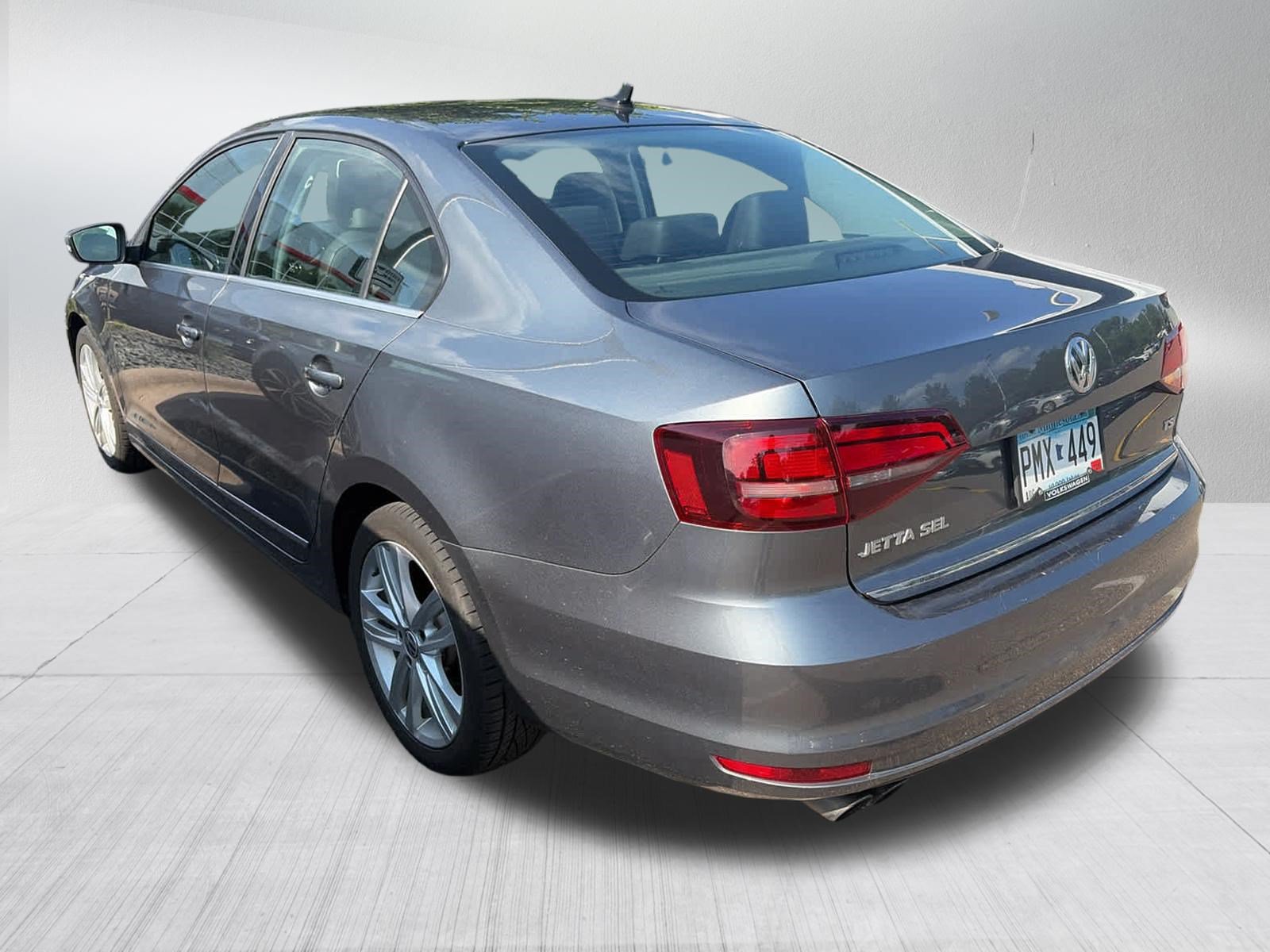 Used 2017 Volkswagen Jetta SEL FWD image 8