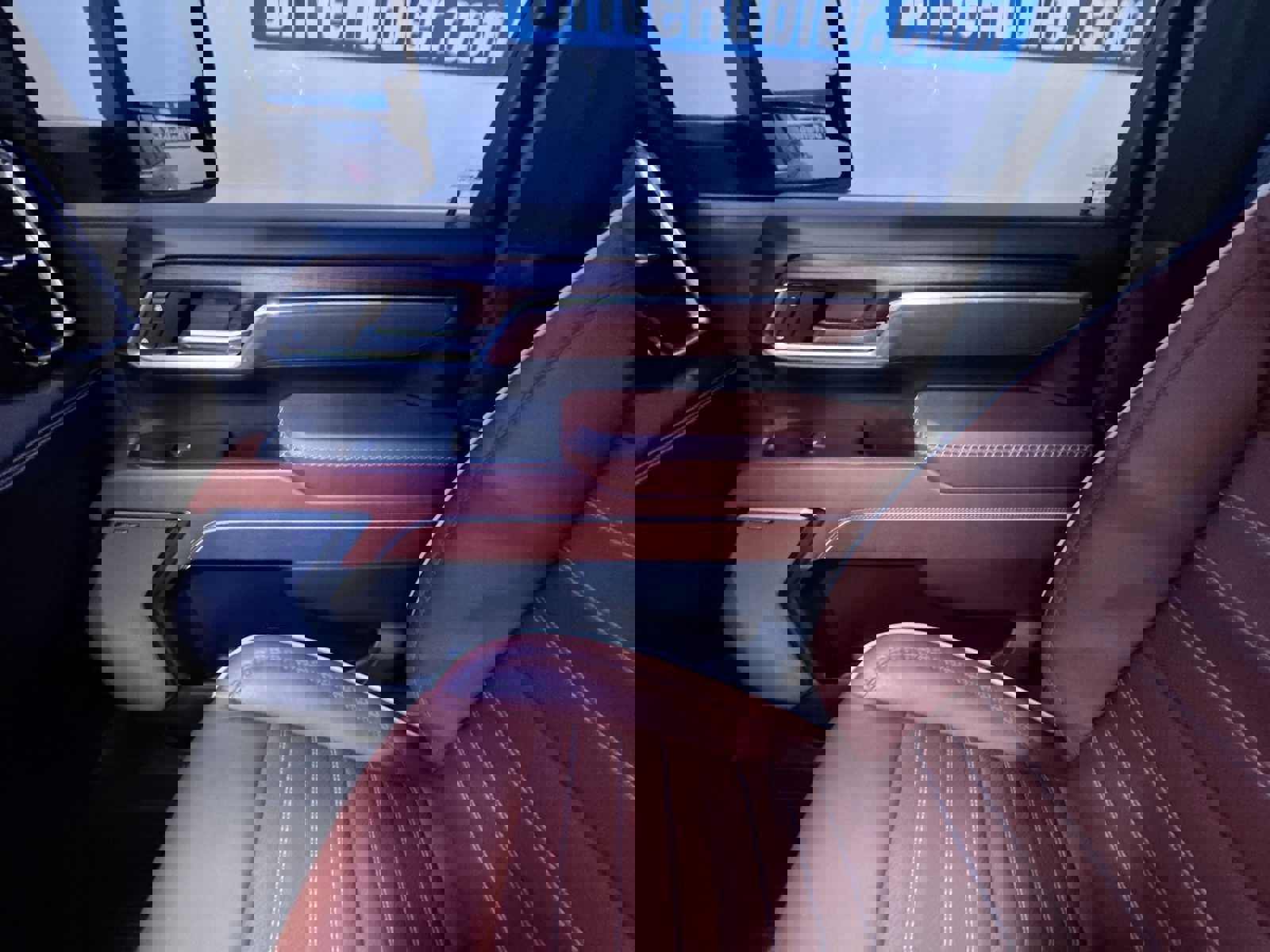 Used 2024 GMC Sierra 2500 Denali Ultimate image 36