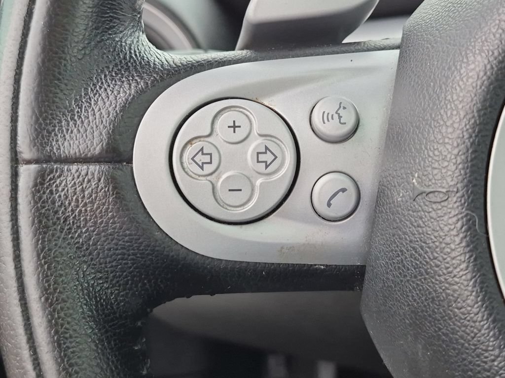 Used 2009 MINI Cooper Hardtop FWD image 19