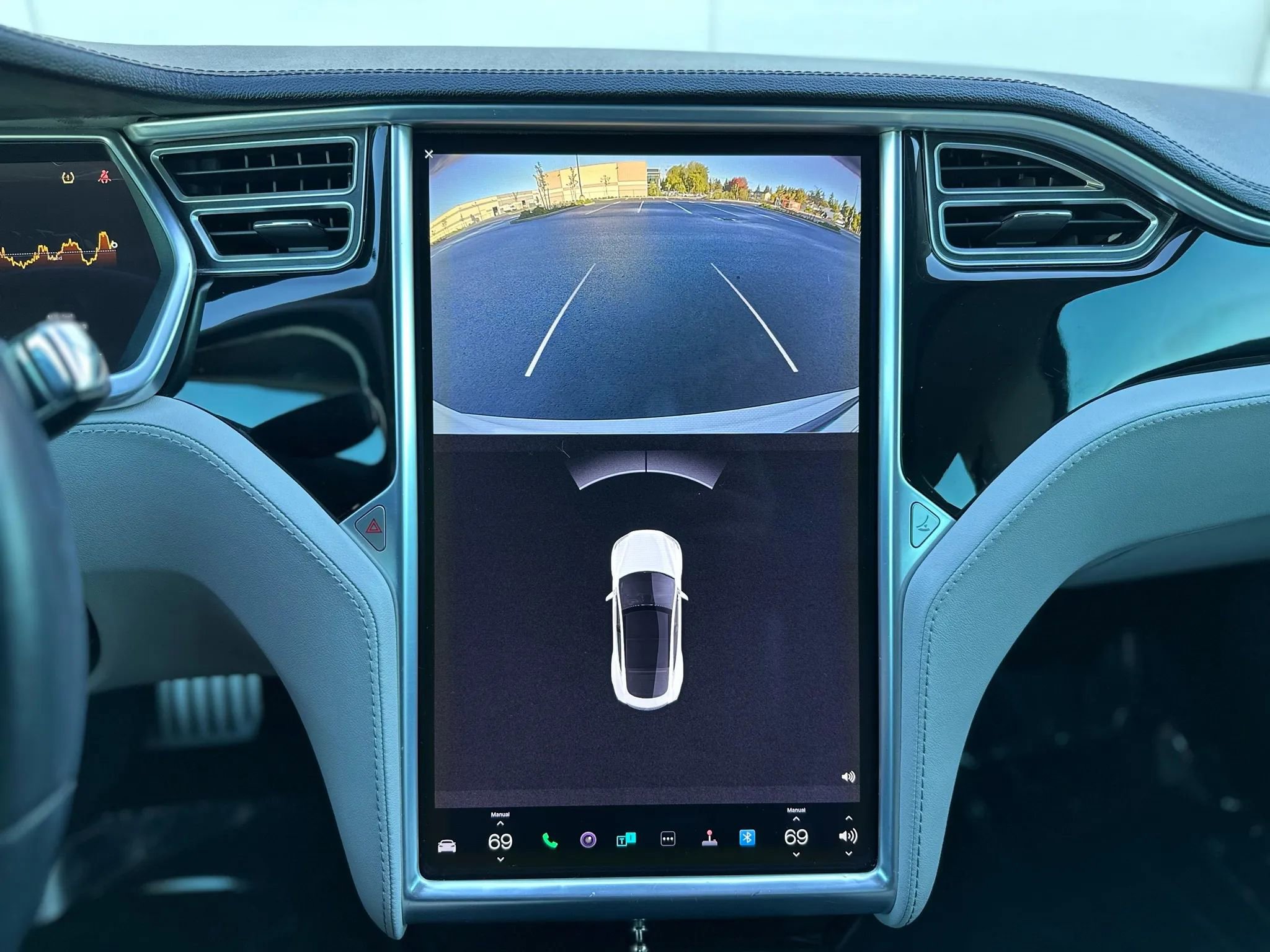 Used 2013 Tesla Model S Sedan 4D image 21