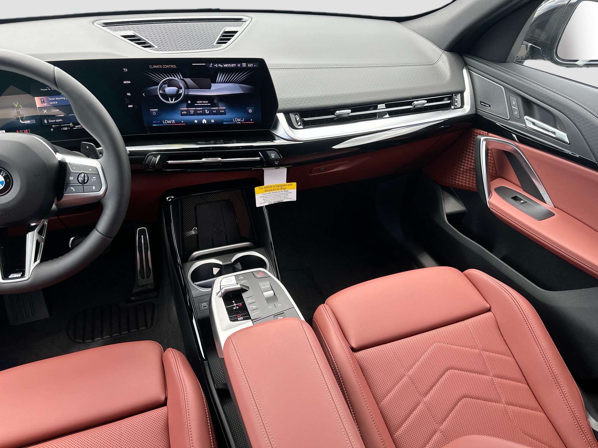 New 2026 BMW X2 xDrive28i AWD/4WD image 17