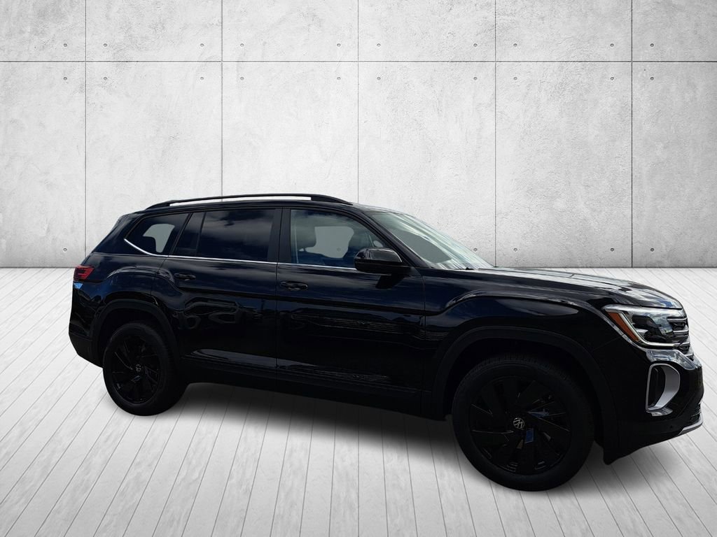 New 2026 Volkswagen Atlas SE FWD image 3