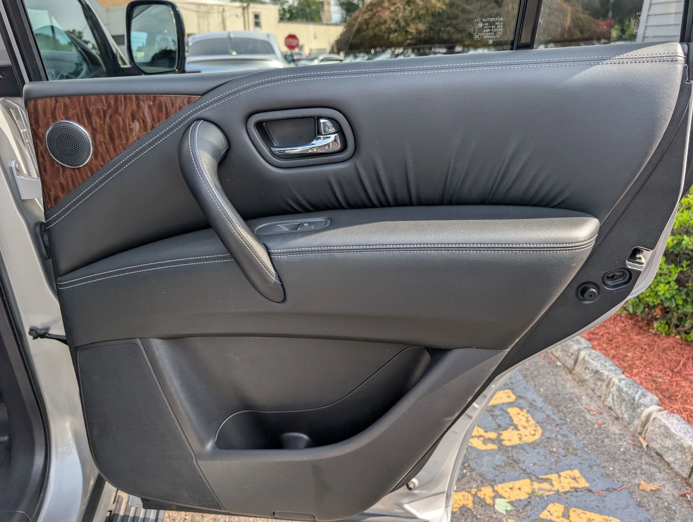 Used 2019 Nissan Armada SL w/ Premium Package image 32