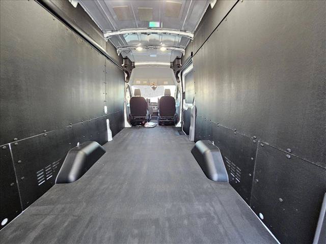 New 2025 Ford E-Transit 148 High Roof Extended w/ Load Area Protection Package RWD image 9