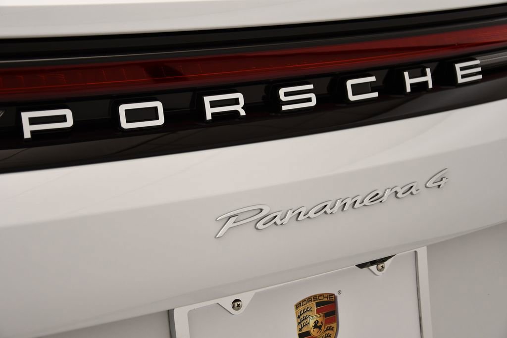 Certified 2024 Porsche Panamera 4 image 11