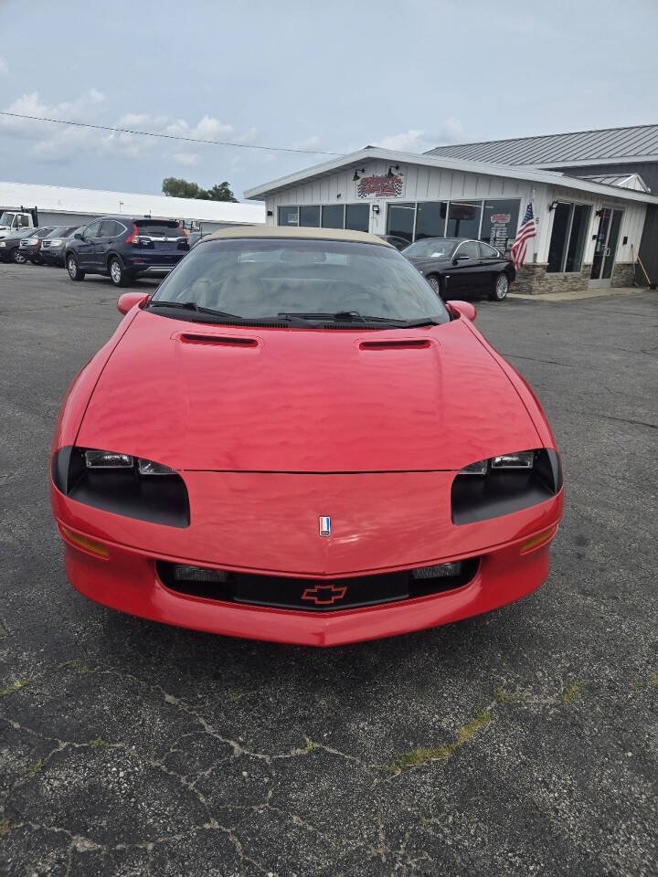 Used 1996 Chevrolet Camaro Z28 RWD image 16