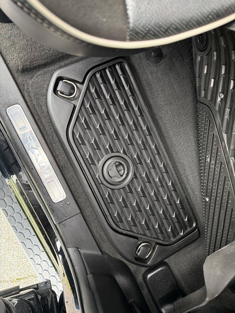 Used 2022 RAM 1500 Laramie RWD image 34