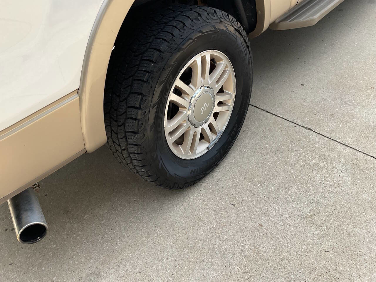 Used 2013 Ford F150 King Ranch w/ Off-Road Pkg AWD/4WD image 10