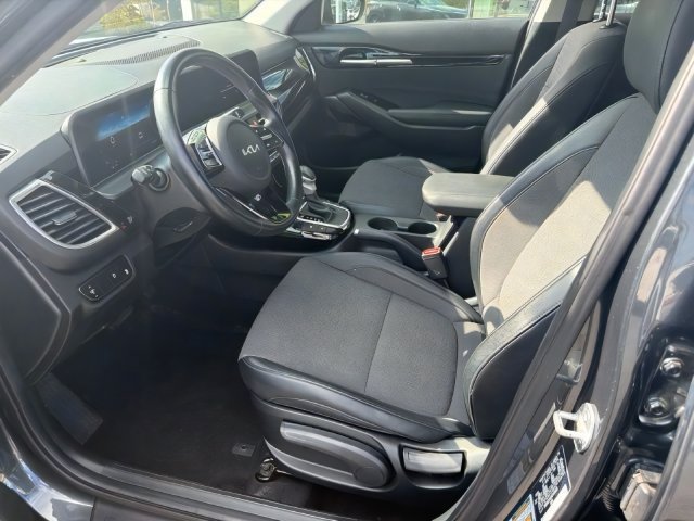Certified 2024 Kia Seltos S AWD/4WD image 19