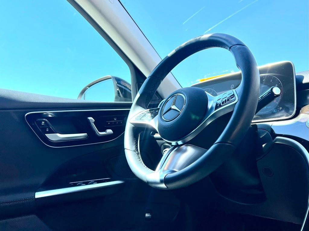 Used 2022 Mercedes-Benz C 300 4MATIC Sedan image 7