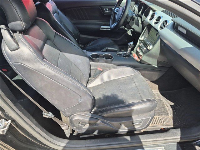 Used 2016 Ford Mustang Premium RWD image 15