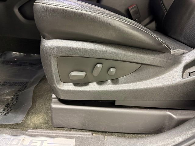 Used 2015 Chevrolet Suburban LTZ image 14