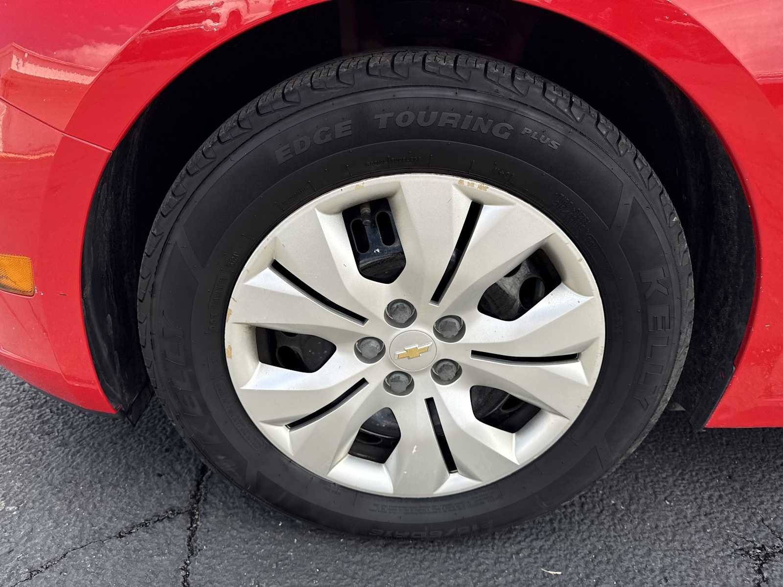 Used 2014 Chevrolet Cruze LS FWD image 17