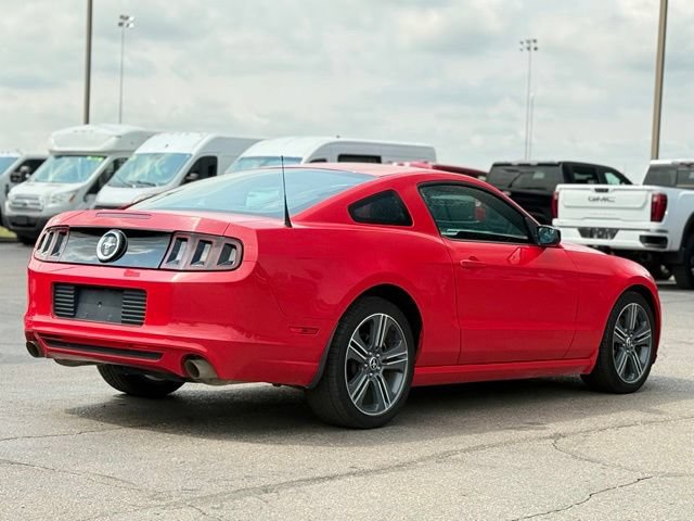 Used 2014 Ford Mustang Coupe w/ V6 Performance Package RWD image 31