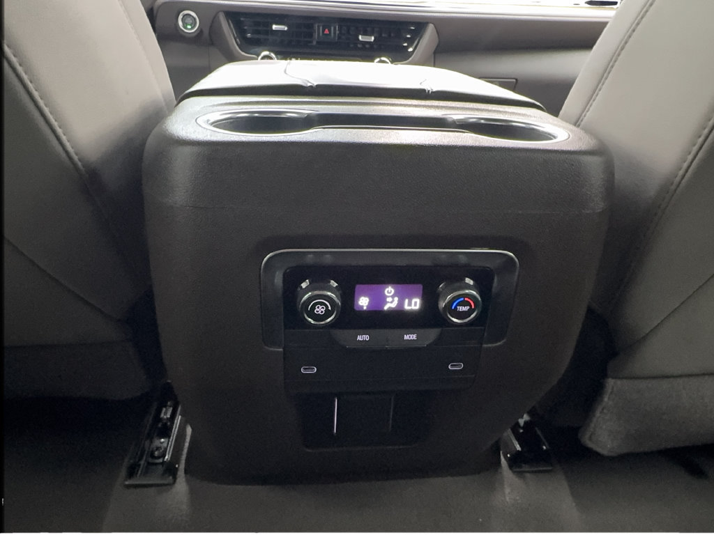 Used 2025 Chevrolet Tahoe LT RWD image 42