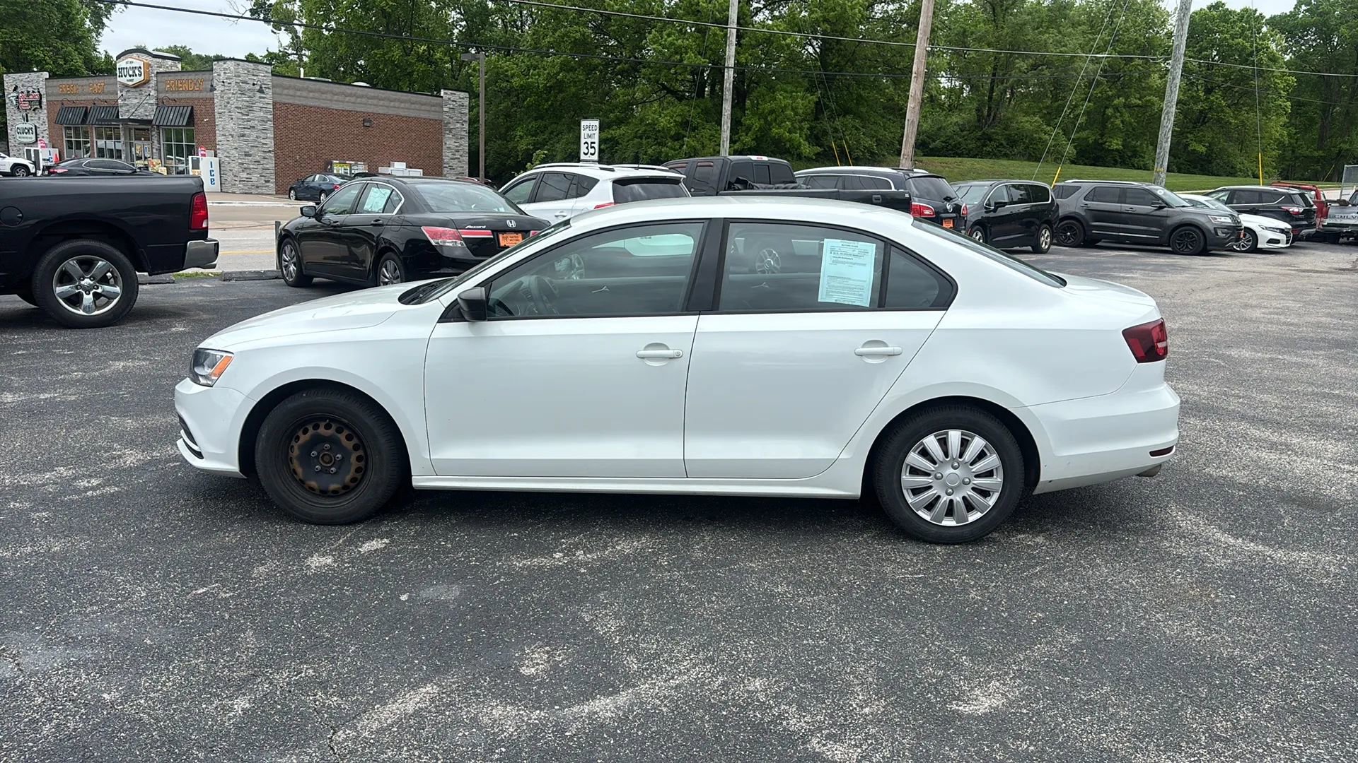 Used 2016 Volkswagen Jetta S FWD image 2