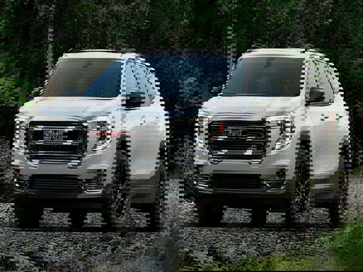 Used 2022 GMC Terrain SLT w/ Infotainment Package II