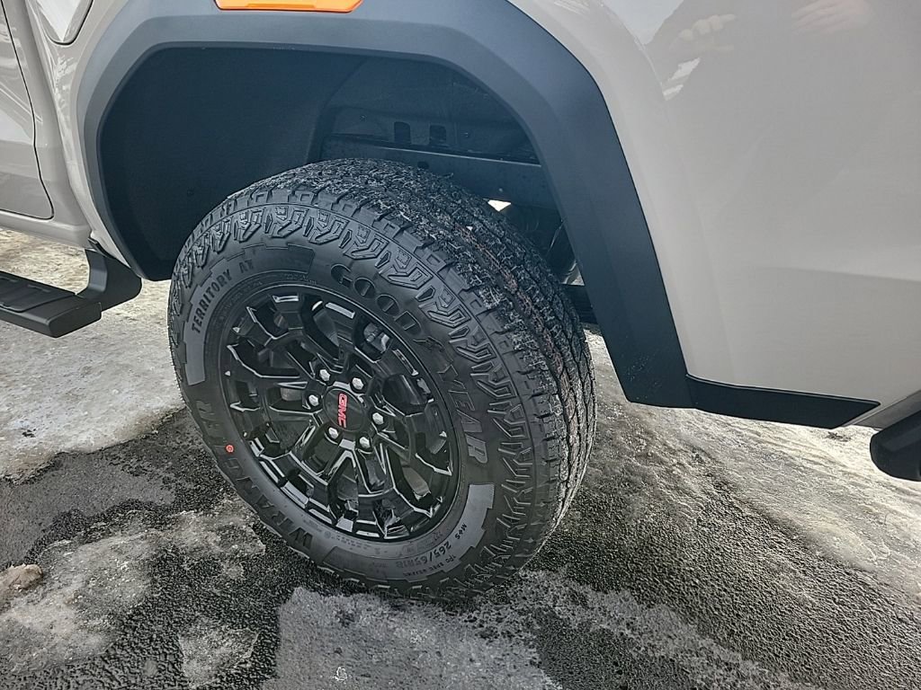 New 2026 GMC Canyon Elevation w/ Convenience Package image 9