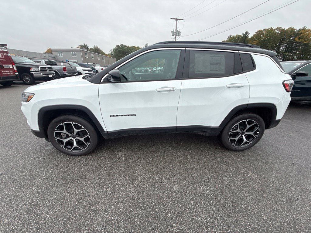New 2026 Jeep Compass Limited AWD/4WD image 2