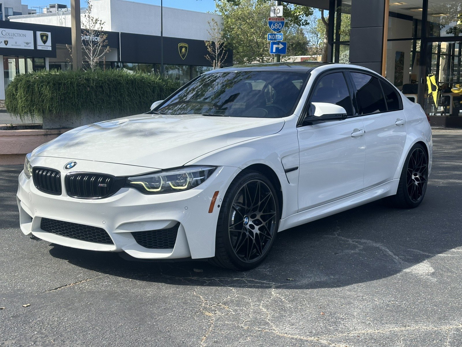 Used 2018 BMW M3 image 3