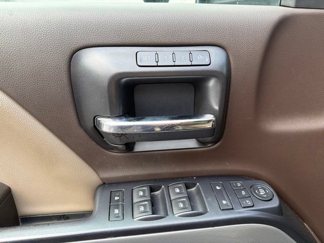 Used 2016 Chevrolet Silverado 1500 LTZ Z71 w/ LTZ Plus Package AWD/4WD image 14